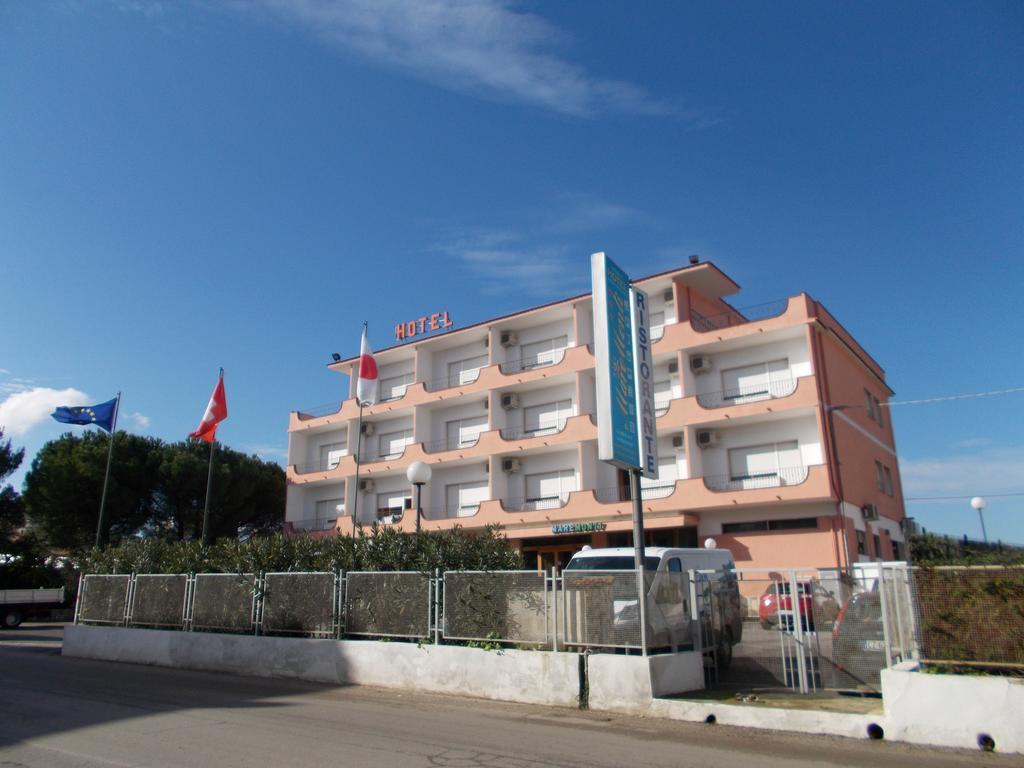 Hotel Maremonti Vico Del Gargano Eksteriør bilde
